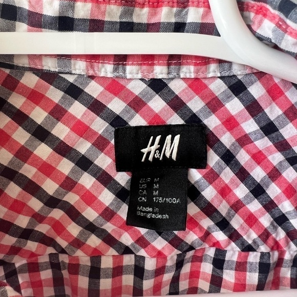 Men’s H&M button down shirt - Picture 2 of 2